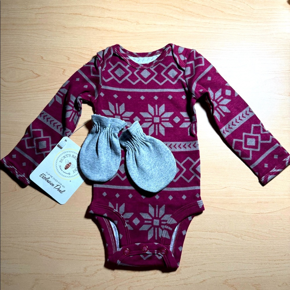 Burt's Bees baby mittens with Carter’s onesie Size: Newborn #babyshower #kids